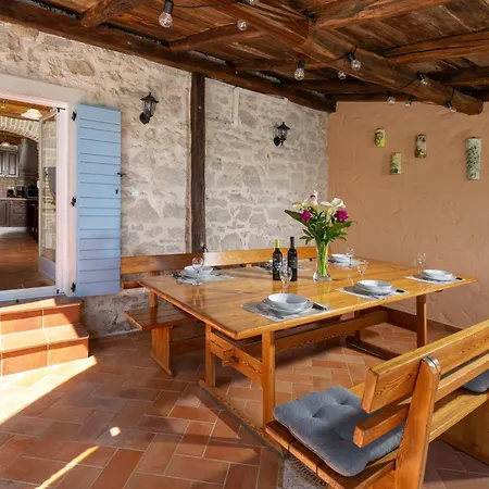 Casa Olga Mit Eigenem Pool Und Garten Holiday home Porec