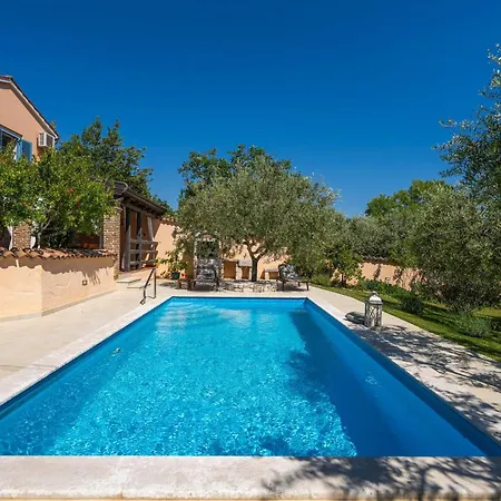 Casa Olga Mit Eigenem Pool Und Garten * Porec